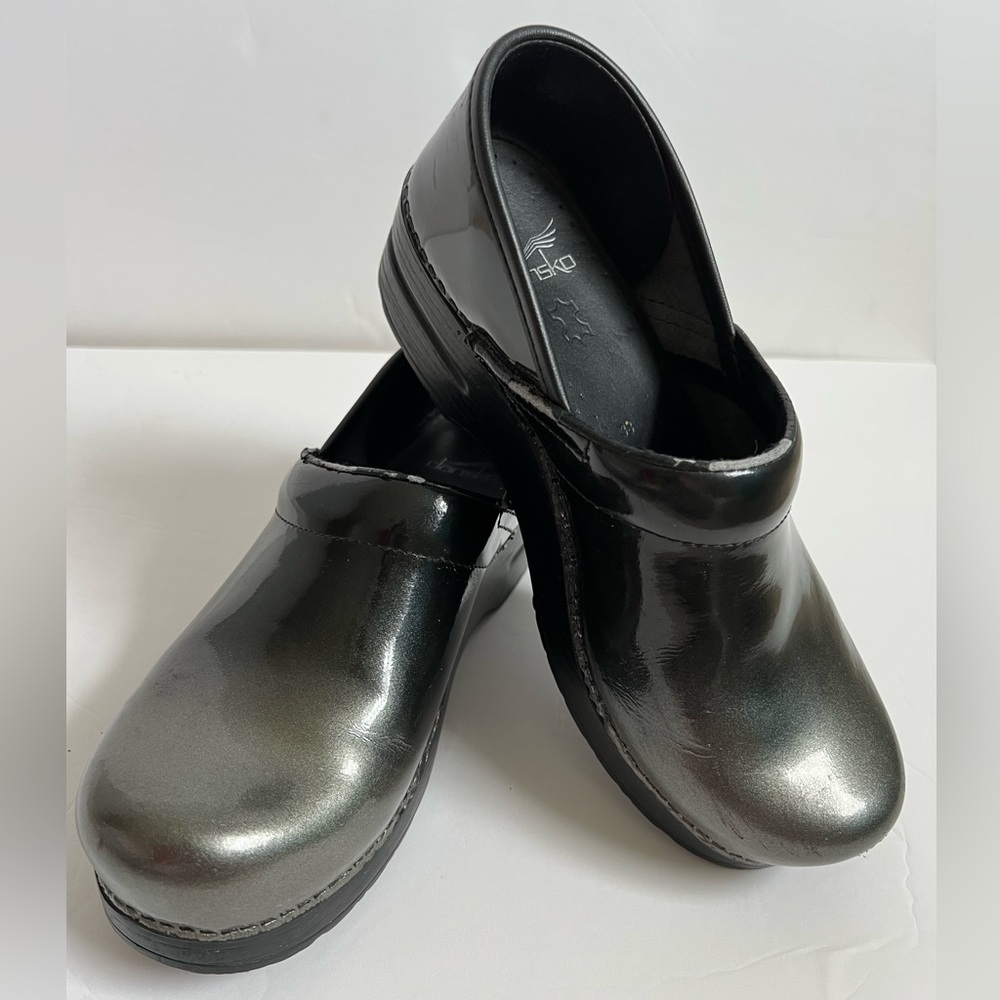 Dansko Clogs for women,gray-black size 38(7.5-8)